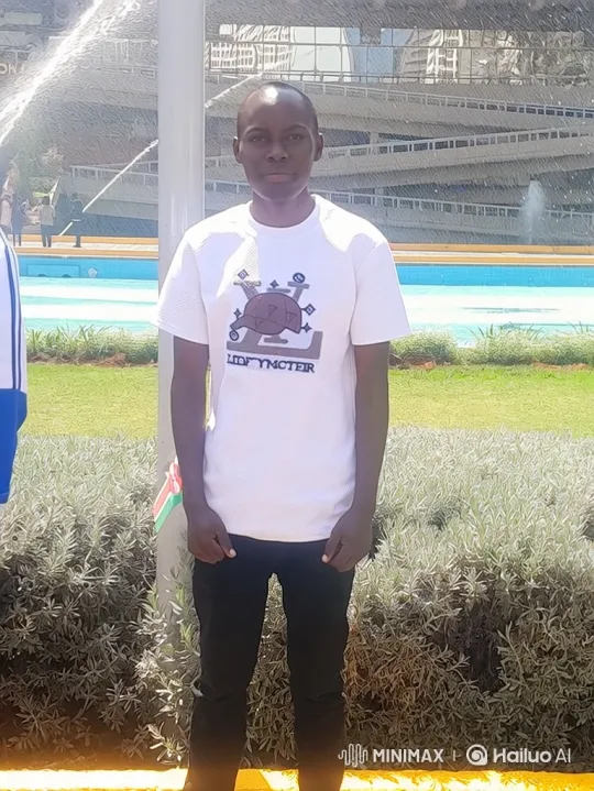 Young Man in Park with Calm Smile and Reflective Fountain – AI Generated Video | Hailuo AI