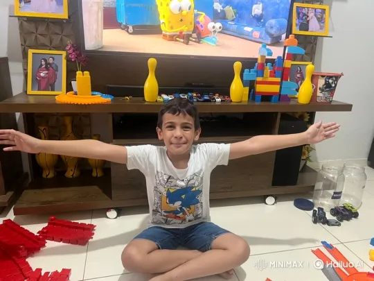 Boy Meets Minecraft Steve in Playful Living Room – AI Generated Video | Hailuo AI