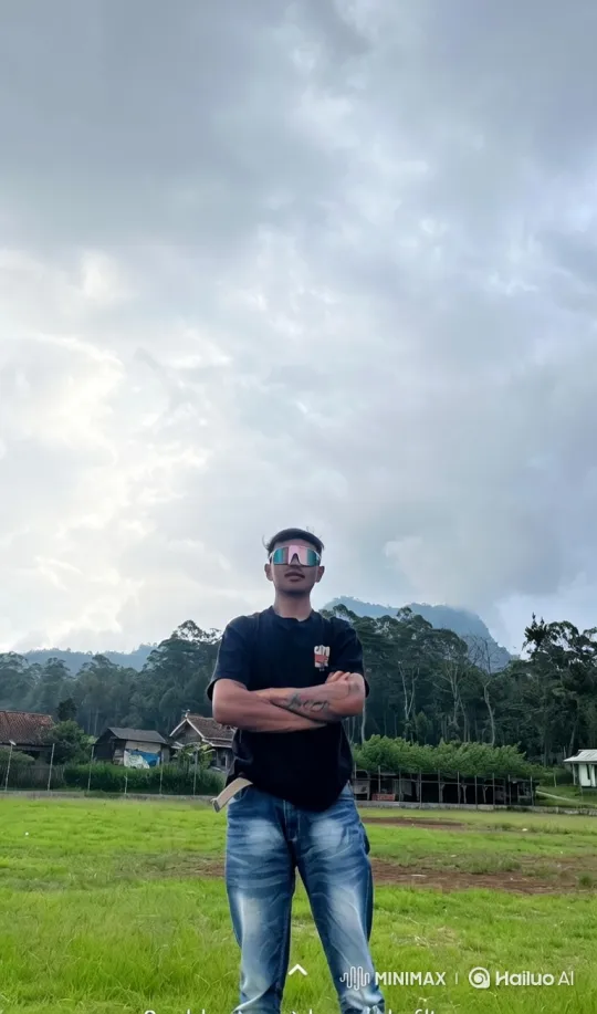 Panoramic Journey from Mountain Peak to Earth in Space – AI Generated Video | Hailuo AI