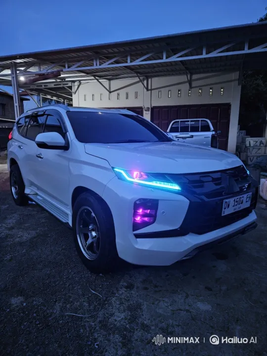 Custom White SUV with Unique Lights Lowers Its Body – AI Generated Video | Hailuo AI