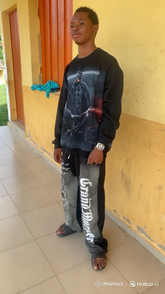 Young Man Gets Into Car on Patio and Drives Away – AI Generated Video | Hailuo AI