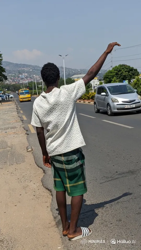 Young Man Hailed by Motorcade, Anticipates Meeting in Sedan – AI Generated Video | Hailuo AI