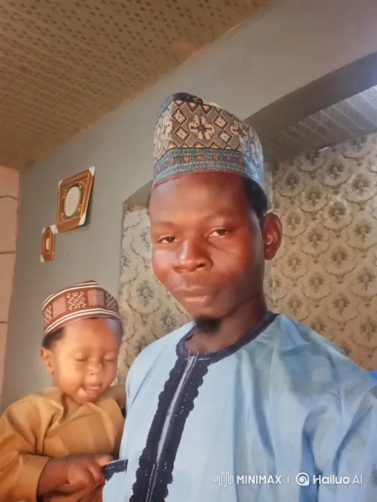 Tender Father-Child Moment in Cozy Room – AI Generated Video | Hailuo AI