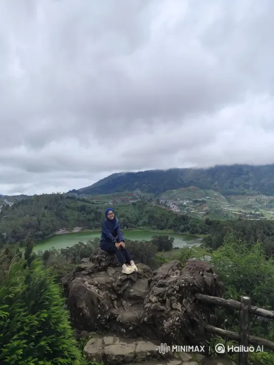 Panoramic Journey from Mountain to Earth in Space – AI Generated Video | Hailuo AI