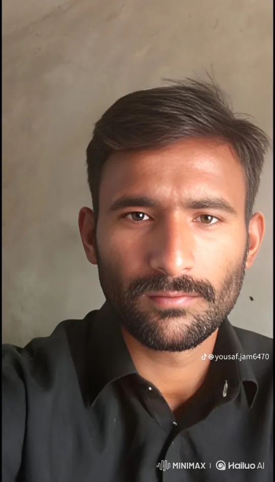 Close-up Portrait of a Man with Evolving Expression – AI Generated Video | Hailuo AI
