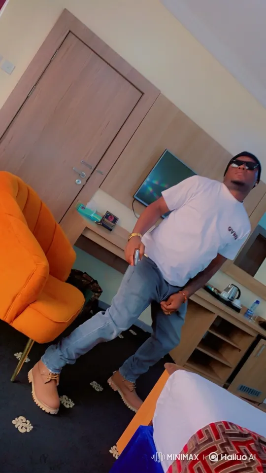 Man in White T-Shirt Poses, Walks to Lamborghini, and Gets In – AI Generated Video | Hailuo AI