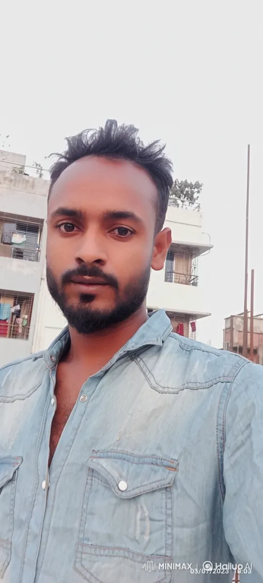 Young Man's Eye Reflects Car in Rooftop Close-Up – AI Generated Video | Hailuo AI