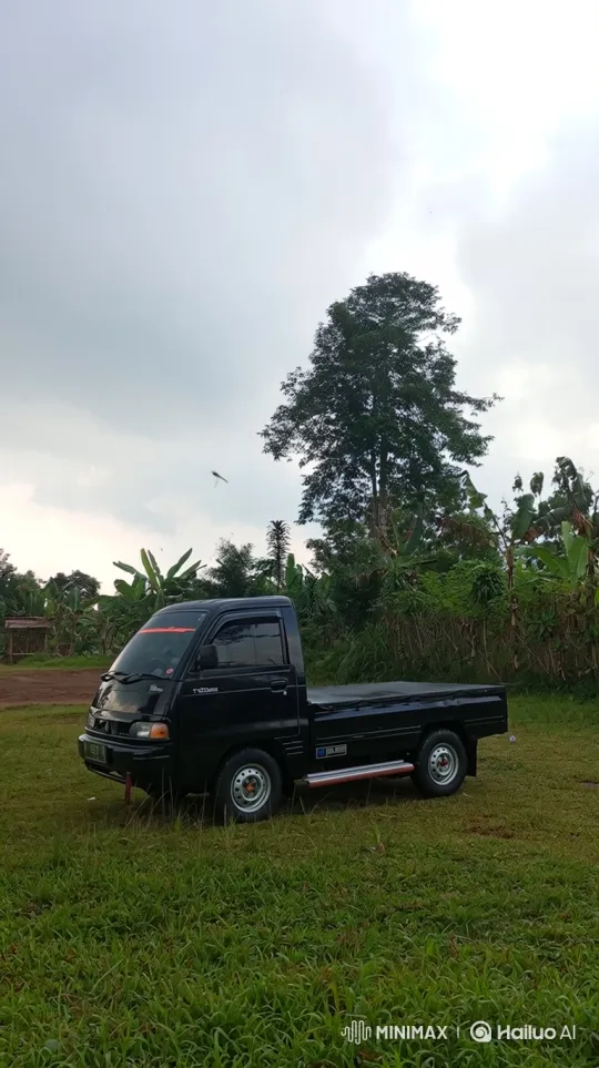 Truck Transforms with Smooth Air Suspension Lowering – AI Generated Video | Hailuo AI