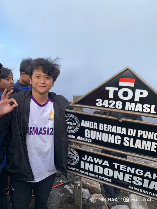 Summit of Mount Slamet: A Journey from Peak to Planet – AI Generated Video | Hailuo AI
