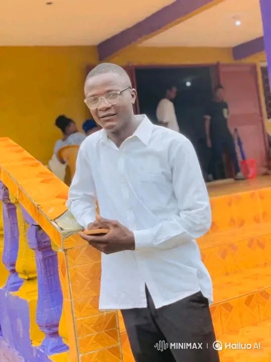 Young Man Connects with Viewers on Outdoor Steps – AI Generated Video | Hailuo AI