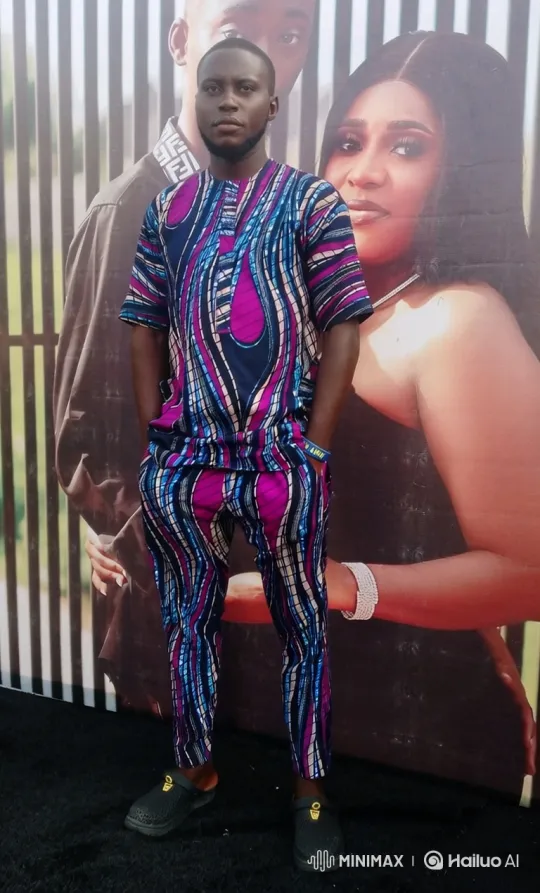 Man in Patterned Suit Poses with Steady Camera Close-Up – AI Generated Video | Hailuo AI