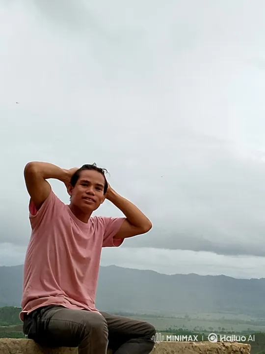 Young Man Meets Famous Actor at Scenic Overlook – AI Generated Video | Hailuo AI
