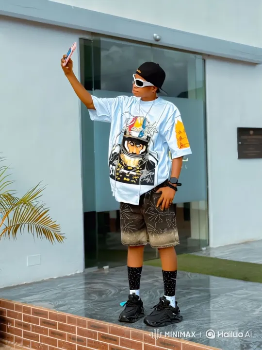 Streetwear-Clad Person Enters Futuristic Truck – AI Generated Video | Hailuo AI