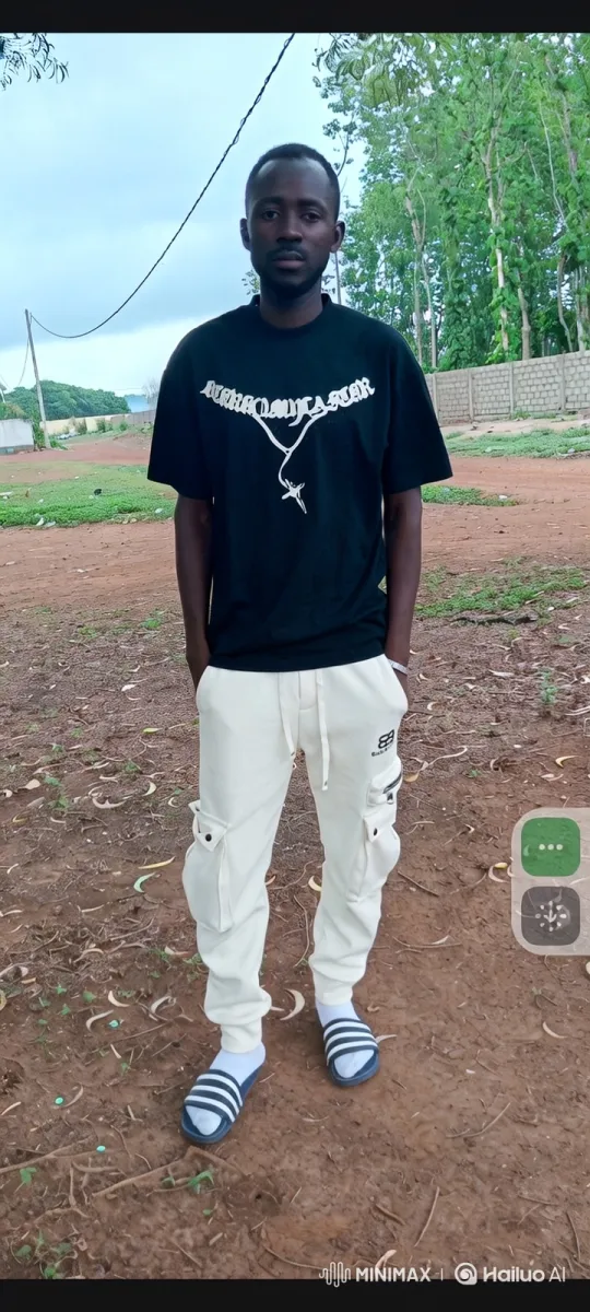 Young Man in Nature: Evolving Camera Angles – AI Generated Video | Hailuo AI