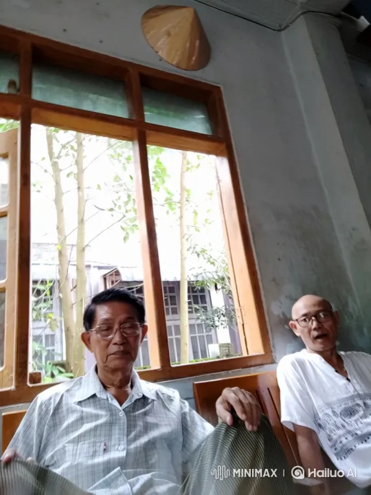 Elderly Men Sharing a Moment of Joyful Laughter – AI Generated Video | Hailuo AI