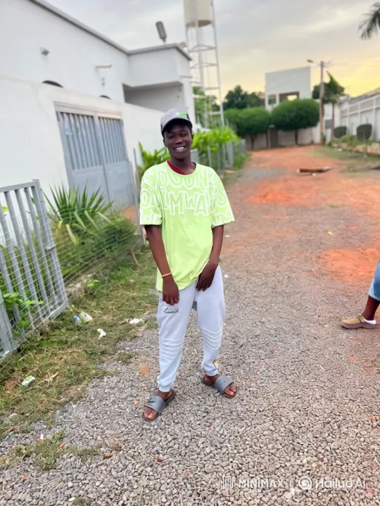 Young Man Celebrates with Money and Meets President in Ferrari – AI Generated Video | Hailuo AI