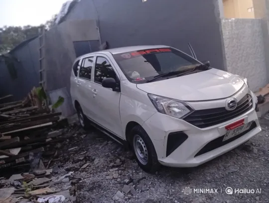 White Car Demonstrates Active Air Suspension System – AI Generated Video | Hailuo AI