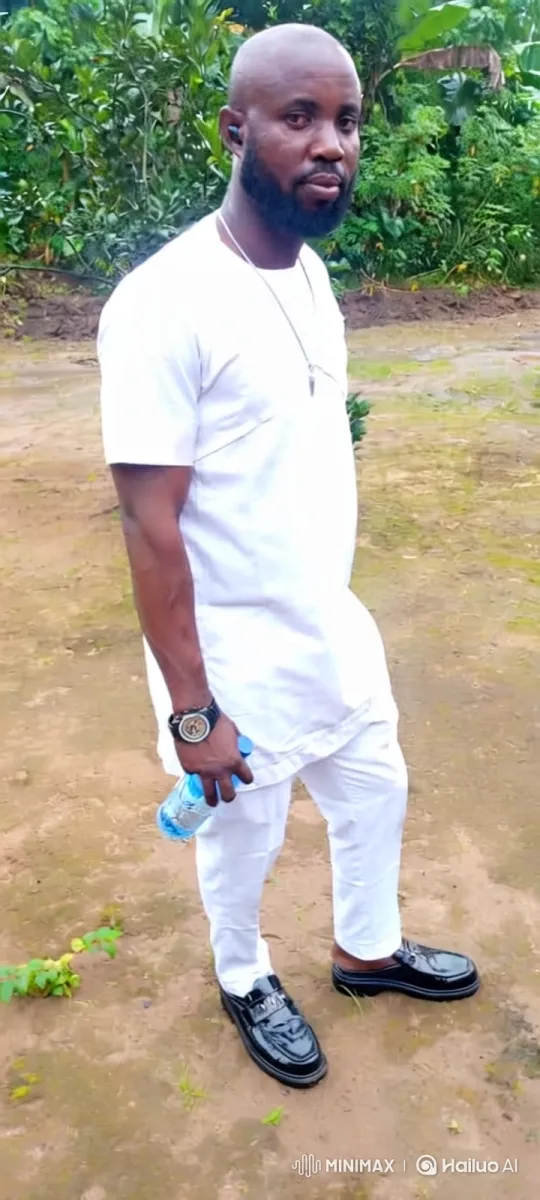 Man in White Clothes Drives Black G-Wagon – AI Generated Video | Hailuo AI