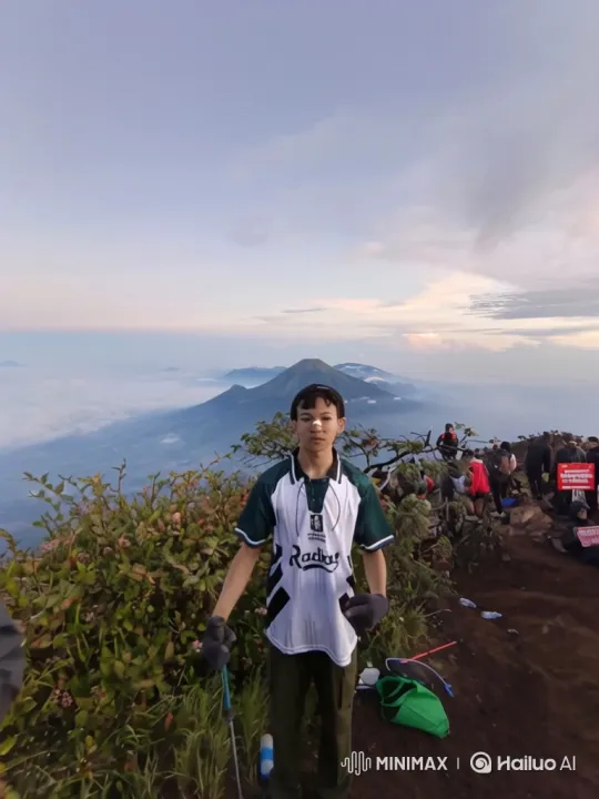 From Mountain Peak to Cosmic View: A Cinematic Journey – AI Generated Video | Hailuo AI