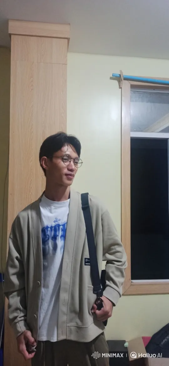 Stylish Man Enters Sports Car on Bustling City Street – AI Generated Video | Hailuo AI