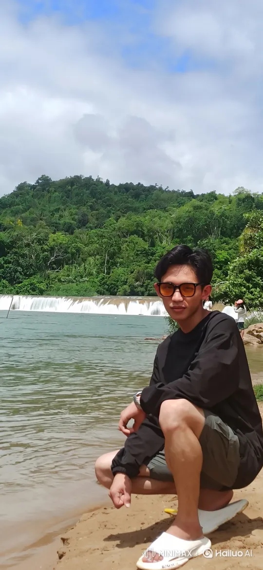 Young Man Transforms from Nature to City, Drives Pagani Zonda – AI Generated Video | Hailuo AI