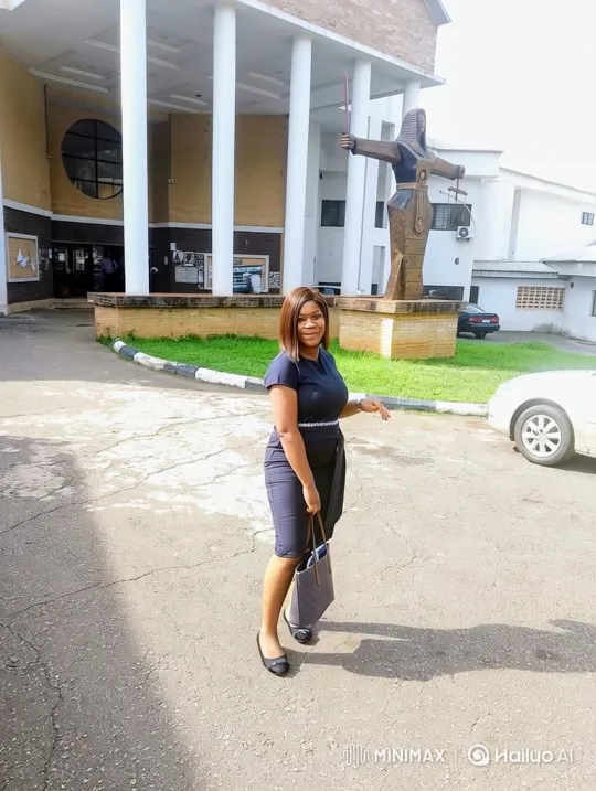 Woman in Blue Dress Gets Into White Car and Drives Away – AI Generated Video | Hailuo AI