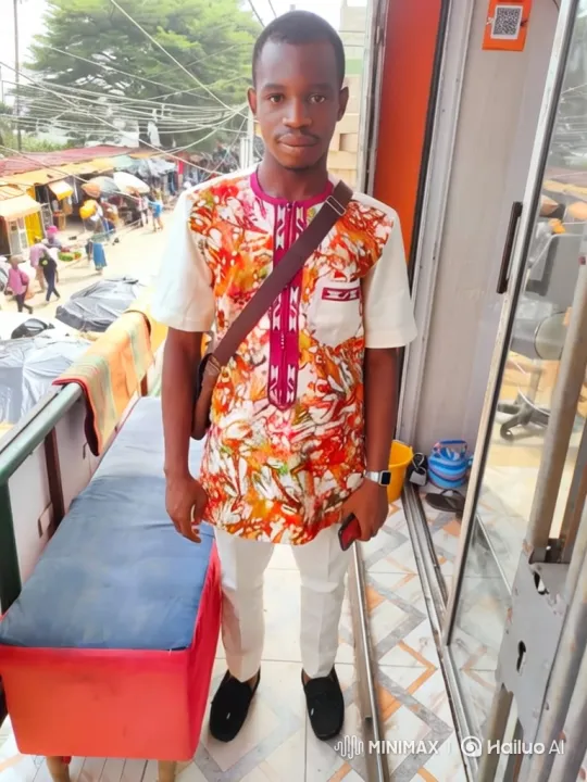 Young Man in Stylish Outfit Enters Futuristic Car – AI Generated Video | Hailuo AI