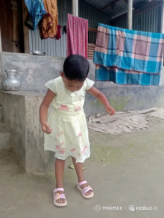 Child Imagines Boarding a Helicopter on Patio – AI Generated Video | Hailuo AI