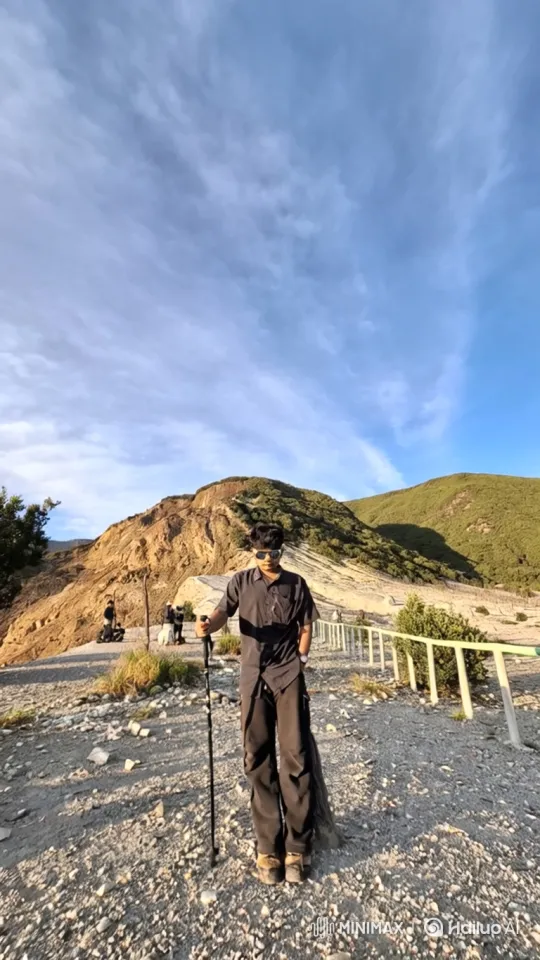 Ascend to Space: A Journey from Mountain to Earth – AI Generated Video | Hailuo AI