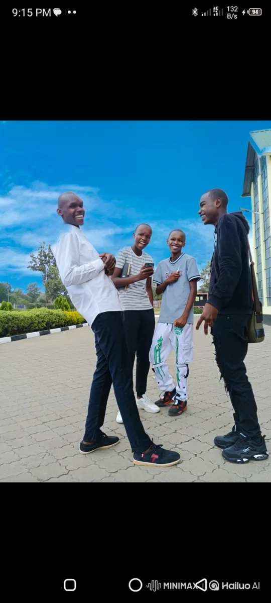 Young Men Board an SUV in Courtyard Setting – AI Generated Video | Hailuo AI
