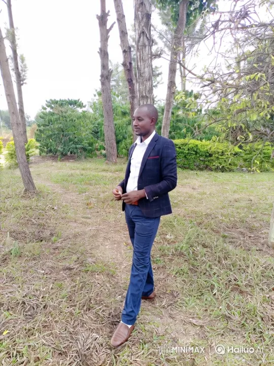 Man in Nature with Contemplative Smile – AI Generated Video | Hailuo AI