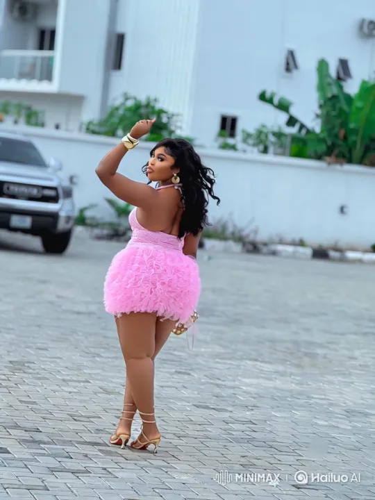Woman in Pink Enters Sports Car on Driveway – AI Generated Video | Hailuo AI