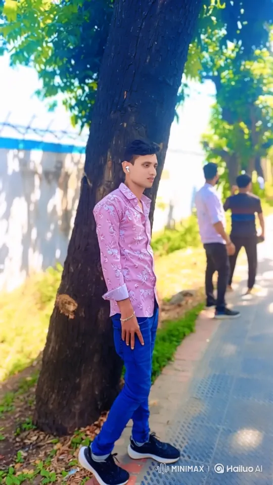 Young Man Prepares for Walk in Park – AI Generated Video | Hailuo AI