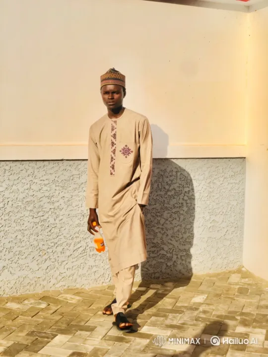 Young Man in Traditional Attire Enters Luxury Rolls-Royce – AI Generated Video | Hailuo AI