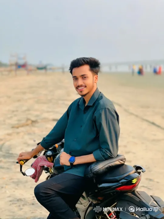 Portrait of a Young Man in Golden Light – AI Generated Video | Hailuo AI