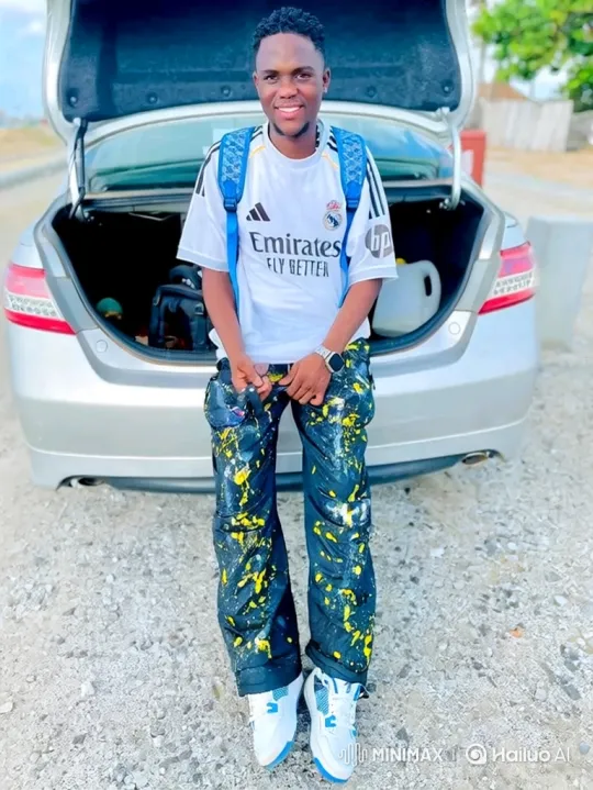 Football Fan Enjoys Luxury Flight in Paint-Splattered Outfit – AI Generated Video | Hailuo AI
