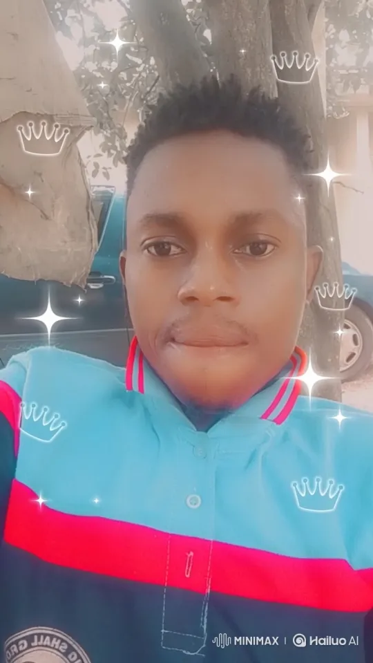 Young Man Smiles Warmly in Outdoors Selfie Video – AI Generated Video | Hailuo AI