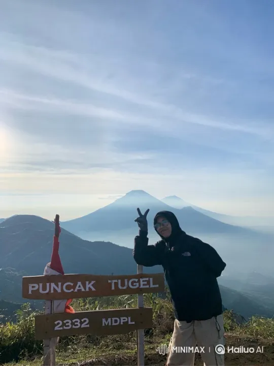 Panoramic Journey from Mountain Peak to Earth View – AI Generated Video | Hailuo AI