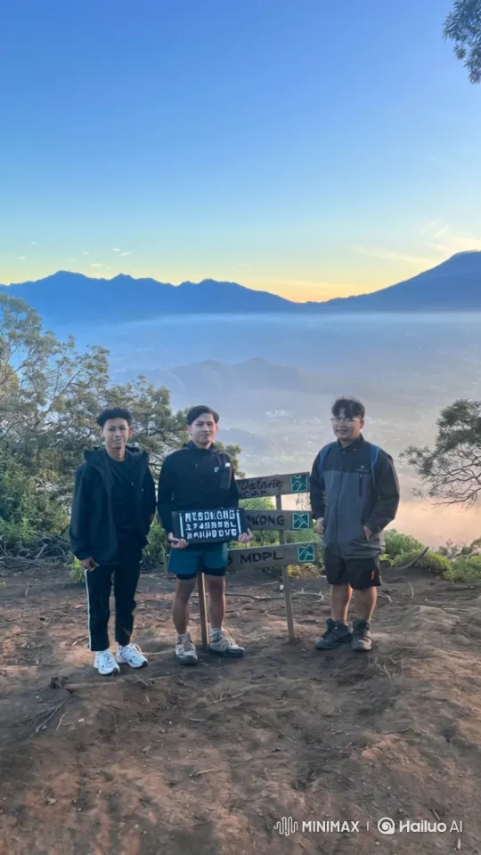 Ascend to the Cosmos: A Journey from Mountain Peak to Earth's Orbit – AI Generated Video | Hailuo AI