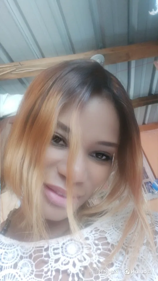 Stylish Woman with Ombre Hair and Gentle Smile – AI Generated Video | Hailuo AI