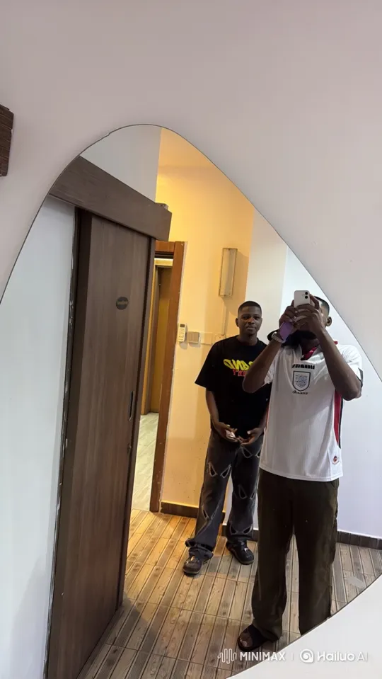 Young Men Surprised by Snakes in Bright Hallway – AI Generated Video | Hailuo AI