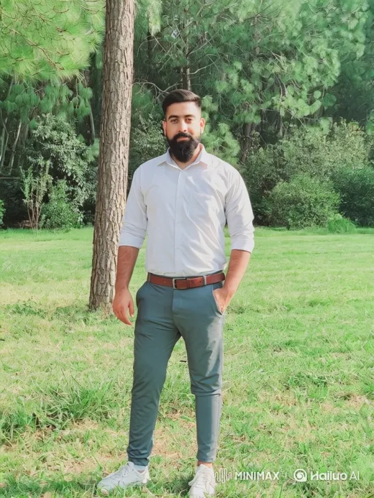 Serene Park Meeting of Two – AI Generated Video | Hailuo AI