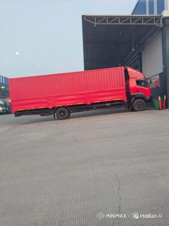 Red Truck Simulates Air Suspension Deflation – AI Generated Video | Hailuo AI