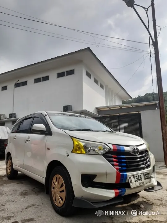 Custom White MPV with Air Suspension Lowering – AI Generated Video | Hailuo AI