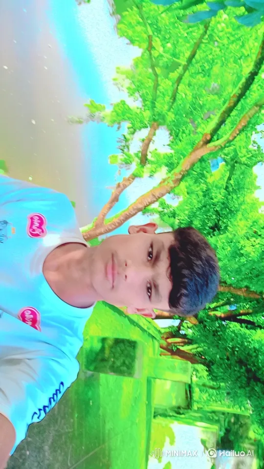 Young Man's Transformation from Neutral to Confident Stance – AI Generated Video | Hailuo AI