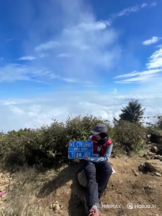 From Mountain Peak to Earth's Orbit: A Cinematic Journey – AI Generated Video | Hailuo AI