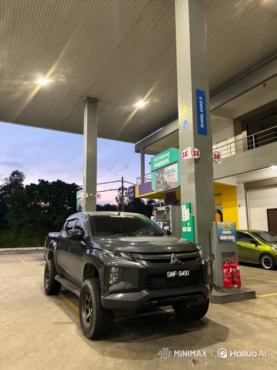 Custom Pickup Truck Transforms with Air Suspension – AI Generated Video | Hailuo AI