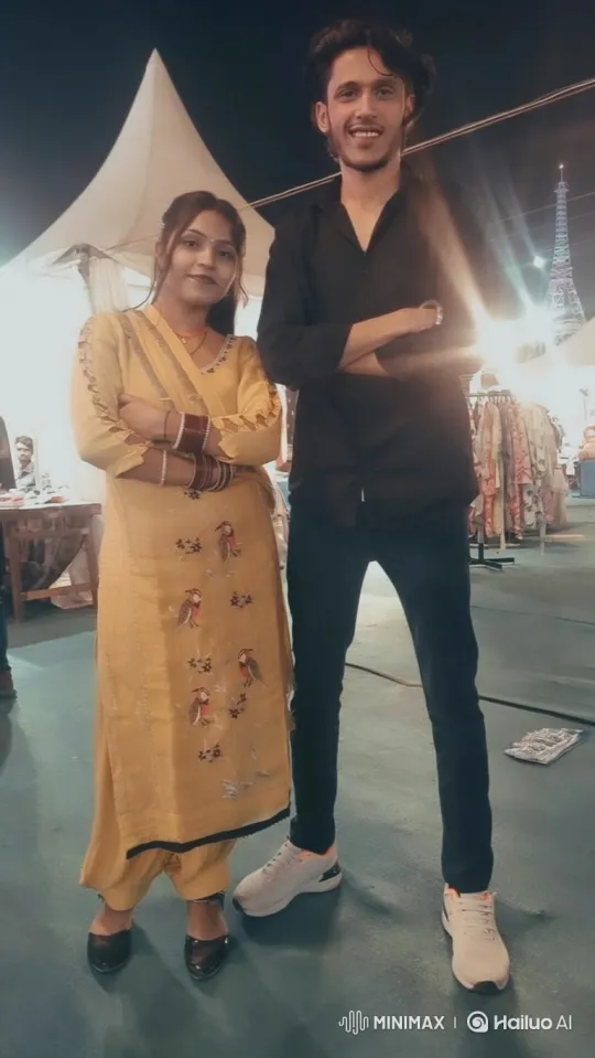 Couple Poses at Festive Night Market with Warm Smiles – AI Generated Video | Hailuo AI