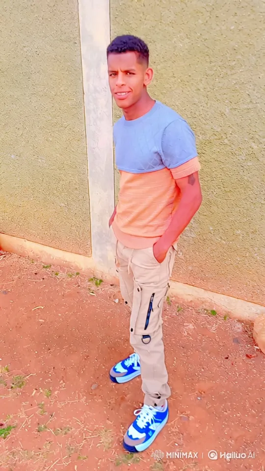 Young Man's Public Debut and Handshake with Prominent Figure – AI Generated Video | Hailuo AI