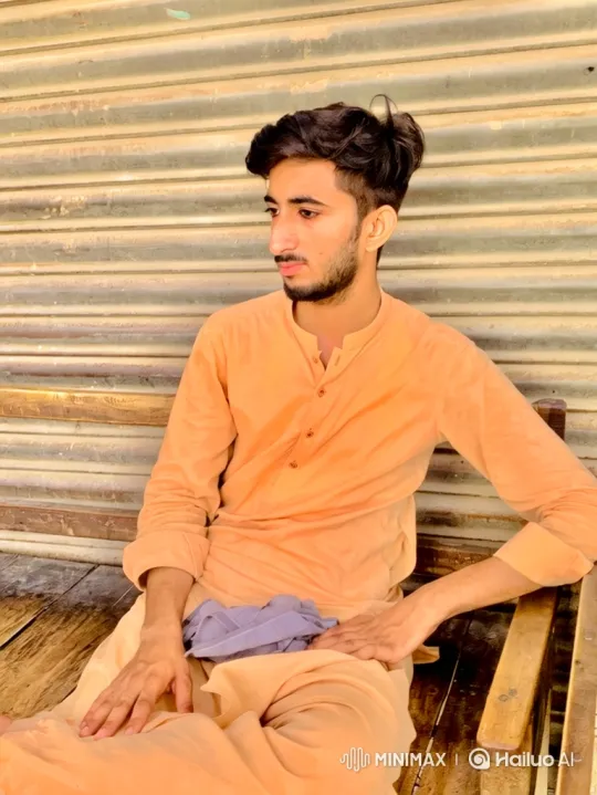 Young Couple Shares Intimate Moment in Golden Hour Park – AI Generated Video | Hailuo AI